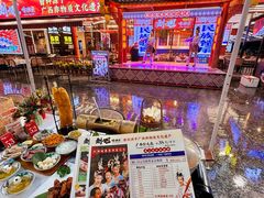 -刘姐啤酒鱼民族演艺餐厅(西街总店)