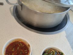 -煲王粤菜餐厅(中侨中心店)