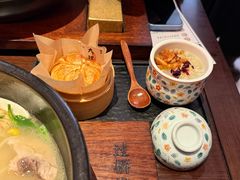 -银米·云南传统过桥米线(双廊黑金冠店)
