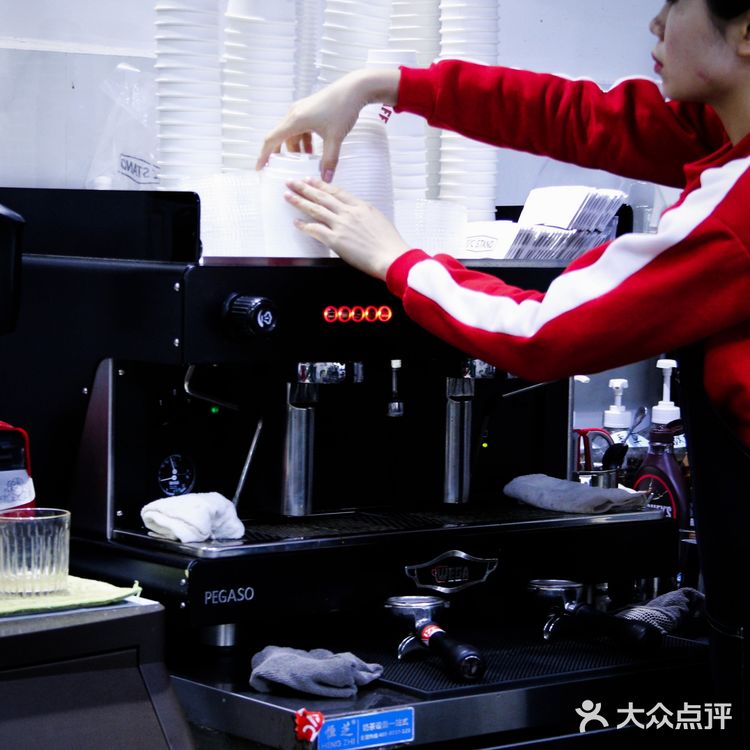 边吃边拍|鹤山咖啡性价比之王