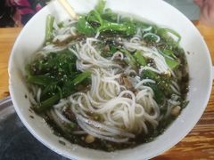 -越洋肖氏老米线(杨家坪店)