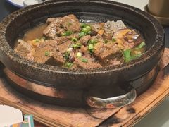 -民族手抓羊肉馆·滩羊手抓·烤全羊