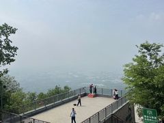 -紫金山山顶公园