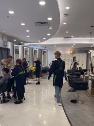 -八佰伴8008星级形象店