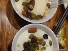 -乡土特色.冷锅鱼.牦牛肉汤锅