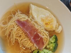 -MONICH牛排融合餐厅(和义大道购物中心店)