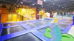 -蹦贝运动中心·蹦床·攀岩·闯关(龙岗店)