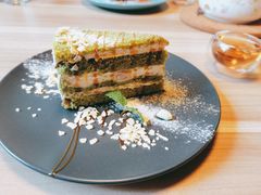 抹茶黄桃蛋糕-捌楼咖啡书吧(南开店)