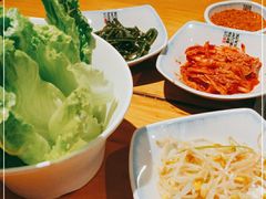 -唯成•韩国炭火烤肉 유성고기