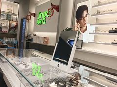 -镜客眼镜(浦江欢乐颂店)