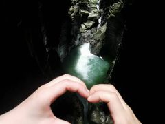 -蝶舞清江·恩施地心谷景区