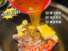 -老刘生态大鱼坊铁锅炖鱼(赛马场店)