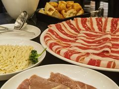 -一哥澳门豆捞 · 十七年经典澳门火锅(四季天地店)