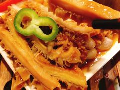 -新大咀港式茶餐厅(宝山万达店)