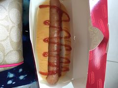 全家便利店(华仁凤凰店)-全家便利店(兴源北路店)