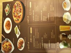 -必胜客(WOW中心城店)