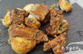 Roasted Lamb Ribs with Garlic