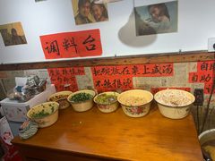 -柳州肥姨妈大骨螺蛳粉(双阳路店)