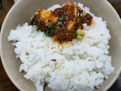 -聚八方土菜馆(余松路店)