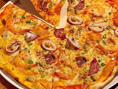 -JINNS锦时 steak&pizza(浸信会礼拜堂旧址店)
