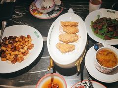-新白鹿餐厅(虹桥南丰城店)