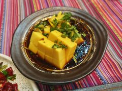 -香巴拉云南餐厅(华莱坞店)