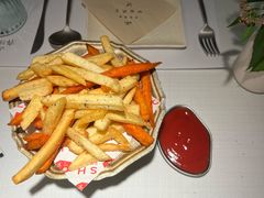 -春树下·树屋花房西餐厅(罍街AS1980店)