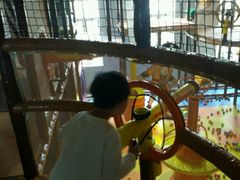 -蒙特利亲子乐园