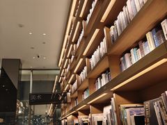-茑屋书店(天目里店)