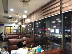 大堂-鑫悦楼煎蟹·16年海鲜大排档