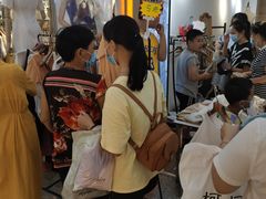 -广州白马服装市场
