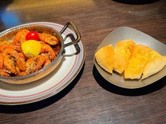 橄榄油蒜香煎虾-庐灶江南·江南菜·四合院Bistro(东直门·华侨夜泊君亭店)