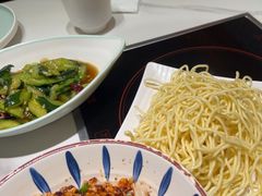 -黄记煌三汁焖锅(新佳丽江汉路店)