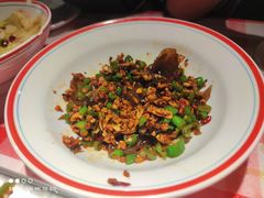 -韵味湘肴·小炒黄牛肉(五一广场美食地标店)