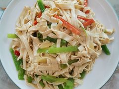 -鸿运美食府