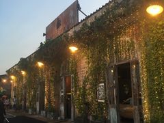 -席娜卡琳火车铁道夜市