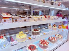 -85度C(生甜甜圈研究工坊·上海平凉店)
