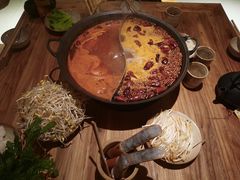 -白乐天毛肚火锅馆(解放碑店)