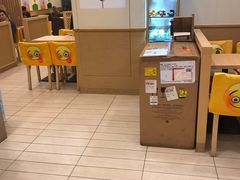 -德克士(三门路店)