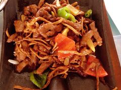 -帐篷客·溪龙茶谷度假酒店