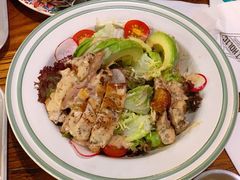 牛油果鸡扒沙拉-I HOLIC艾豪丽披萨(KKone店)