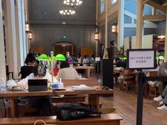 -模范书局诗空间