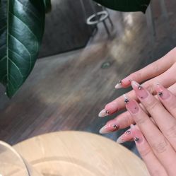-LILY NAILS美甲美睫