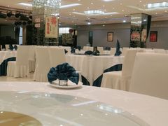 大堂-伊和园清真餐饮