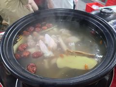 -花苑美食横琴生蚝火锅(拱北粤华路店)
