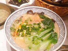 -泓炙颐凤鲜海鲜火锅料理(桐乡店)