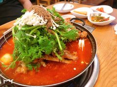 土豆排骨火锅-喇喇排骨火锅·传统韩式脊骨汤(望京西园总店)