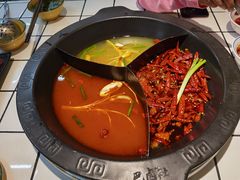 -巴卤社老火锅(财富店)