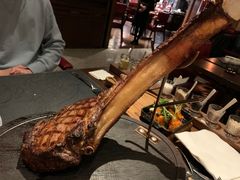 -恰餐厅及酒吧 CHAR Bar & Grill (北京丽都皇冠假日店)