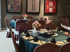 -刘姐啤酒鱼民族演艺餐厅(西街总店)